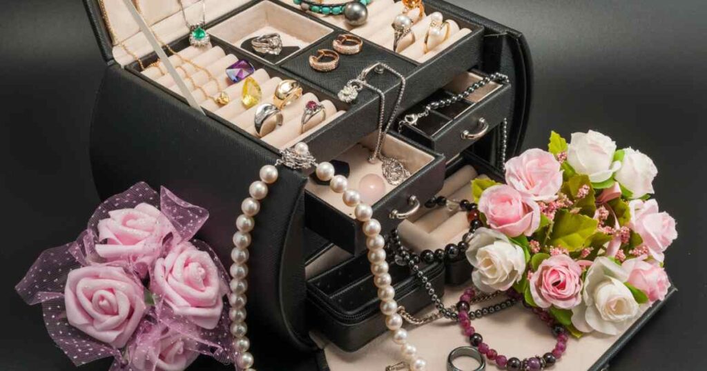 片づけの大敵!「高かったからもったいない」を手放す思考法